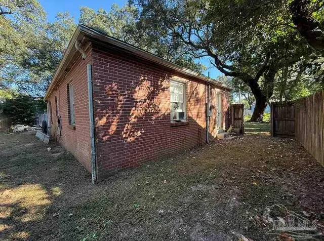 3914 Gadsden St property photo