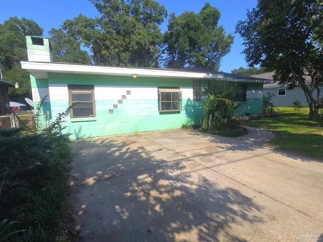 2504 L St property photo