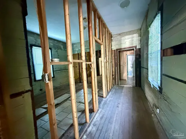 812 D St property photo