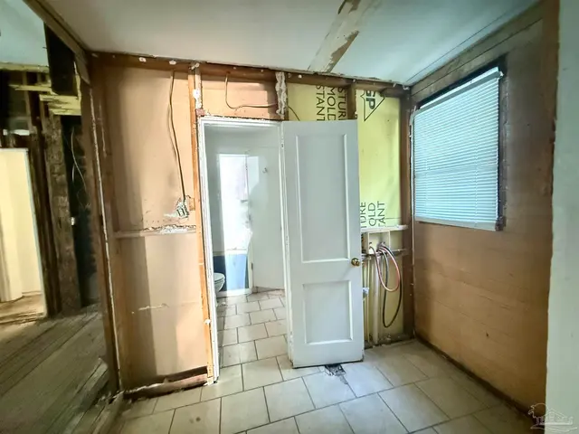 812 D St property photo