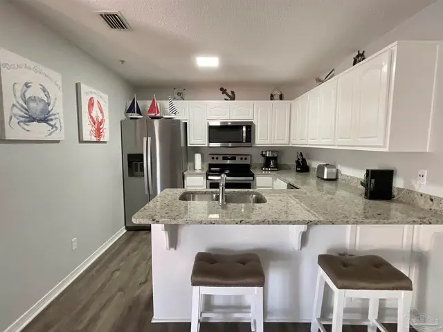 8436 Gulf Blvd # 612 property photo