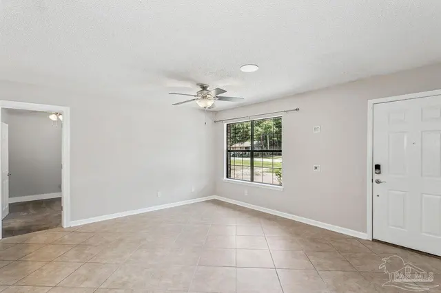 5389 Camille Gardens Cir property photo