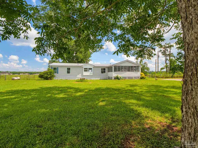 5816 Hall Rd property photo