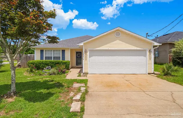 10672 Senegal Dr, Pensacola FL 32534 exterior