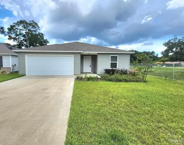 7840 Maxton Rd, Pensacola FL 32514 exterior