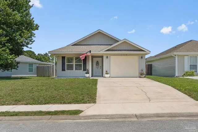 1974 Crosscreek Cir, Gulf Breeze FL 32563 exterior