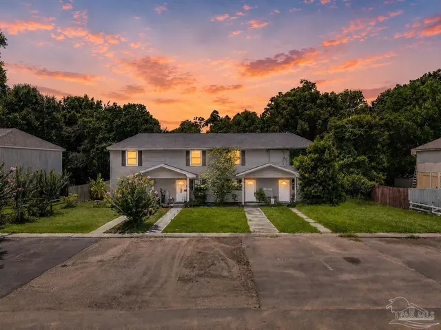 8175 Stonebrook Dr, Pensacola FL 32514 exterior