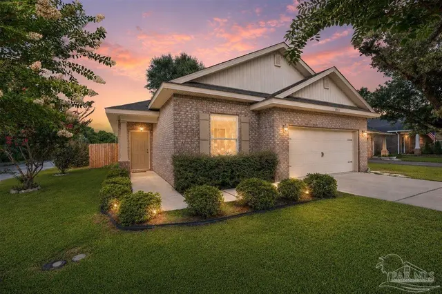 10533 Millbrook Dr, Cantonment FL 32534 exterior