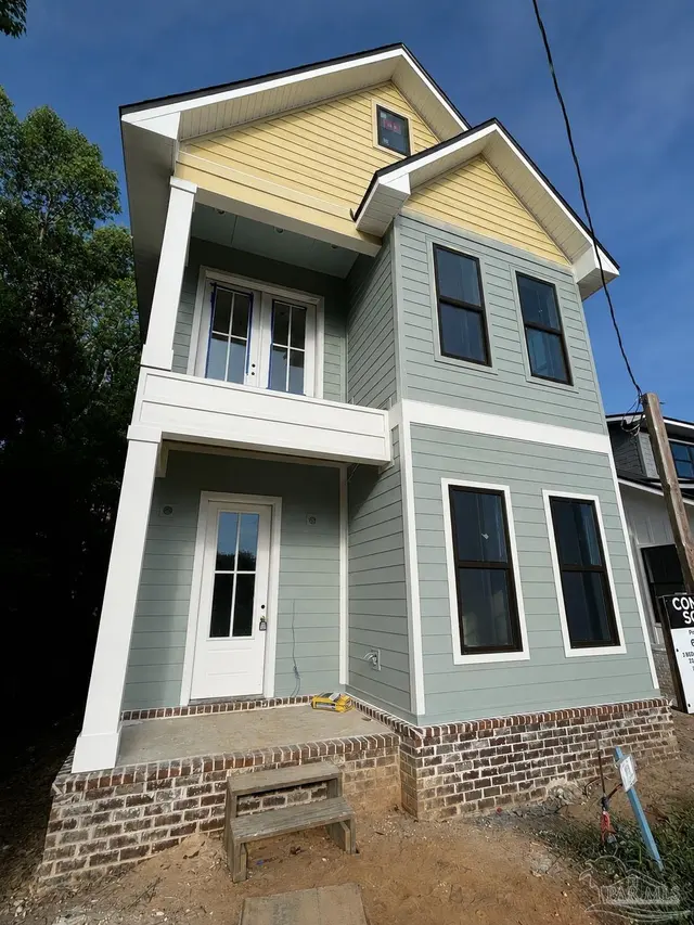 619 N 6th Ave, Pensacola FL 32501 exterior