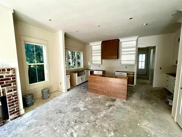 619 6th Ave property photo