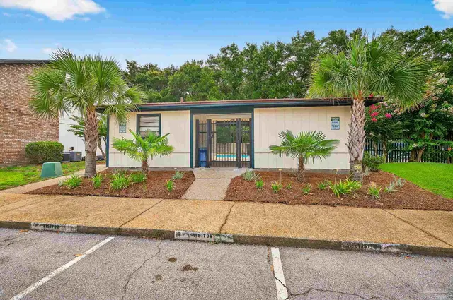 2299 Scenic Hwy # L8 property photo