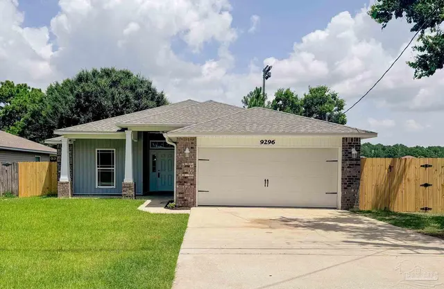 9296 Military Trl, Navarre FL 32566 exterior