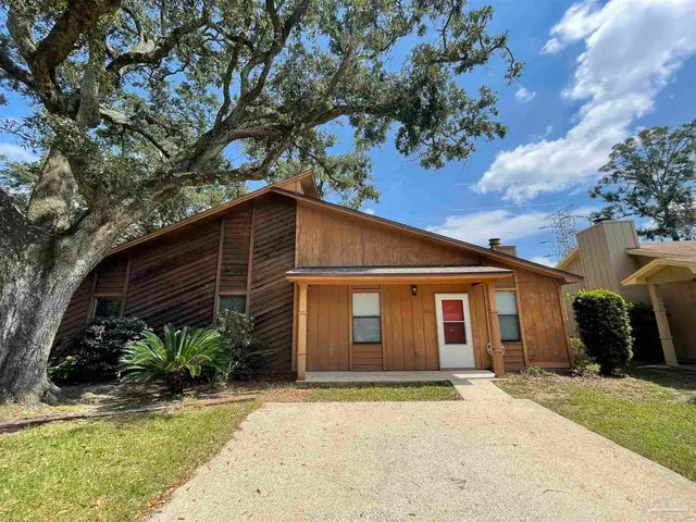 7812 Deborah Dr, Pensacola FL 32514 exterior