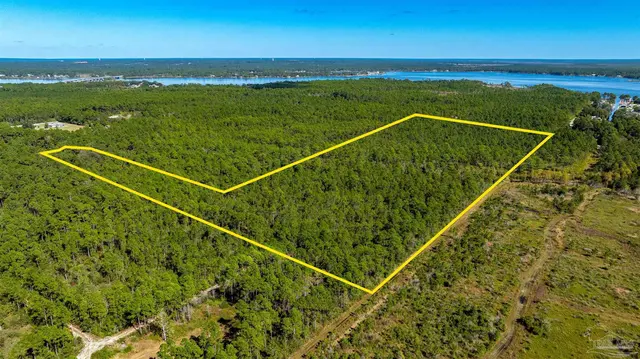 0000 Sandy Pt St, Milton FL 32583 exterior