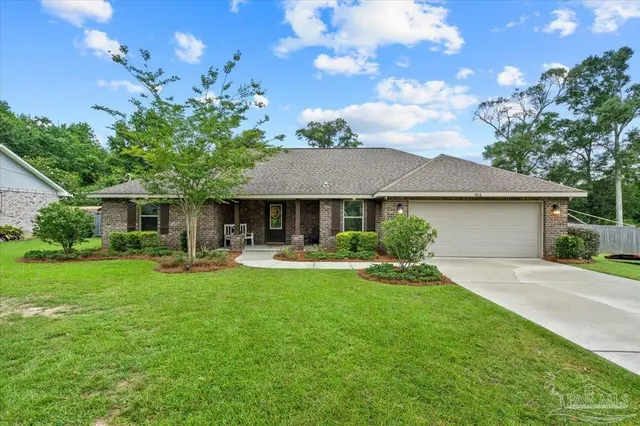 1016 Rachel Cir, Cantonment FL 32533 exterior