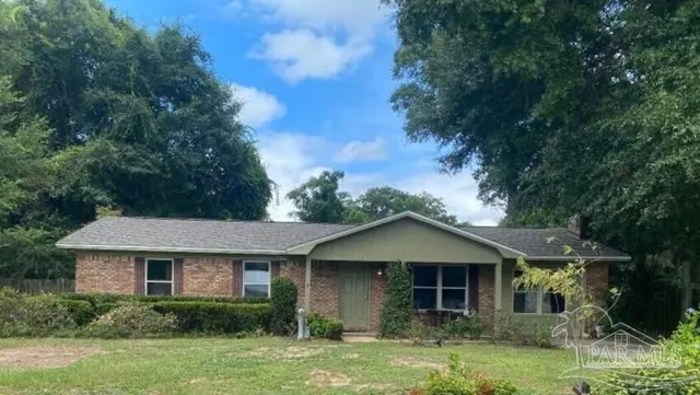 4681 Pine Ln, Pace FL 32571 exterior