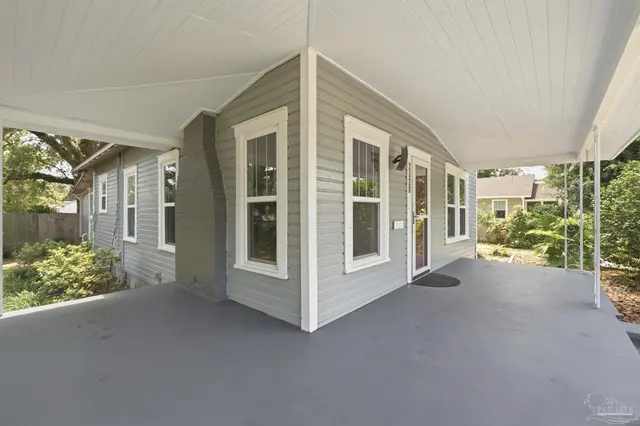 2320 17th Ave property photo