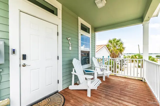 1415 Bahia Dr, Navarre Beach FL 32566 exterior