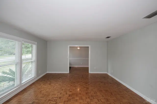 3940 Aiken Rd property photo
