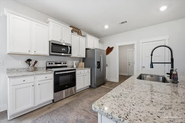 5991 Forest Bay Ave property photo