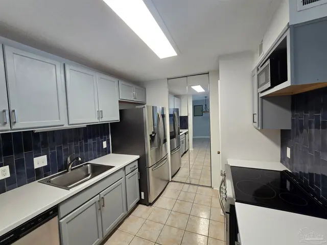 7171 9th Ave # C4 property photo