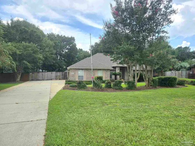 4219 Spindlewick Dr, Pace FL 32571 exterior