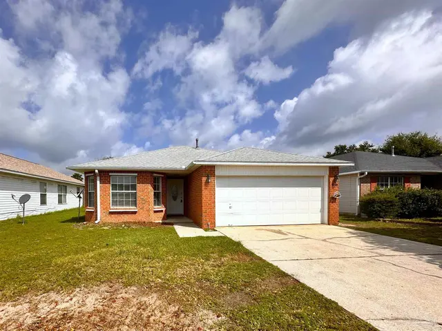 4110 Spinnaker Pl, Pensacola FL 32507 exterior