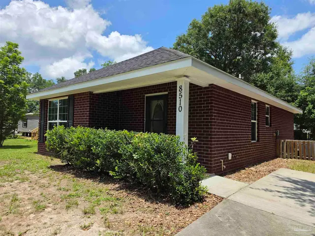 8510 Pond Ave, Pensacola FL 32534 exterior