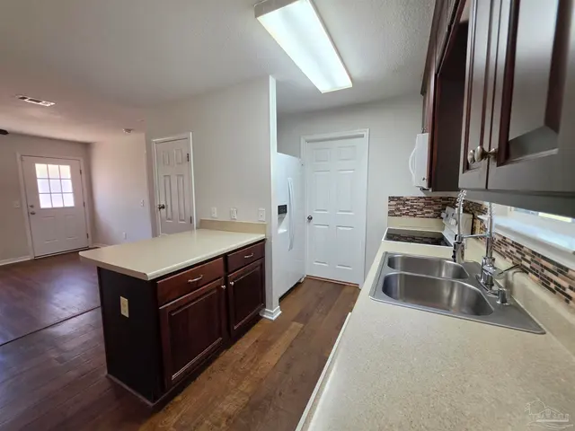 8510 Pond Ave property photo