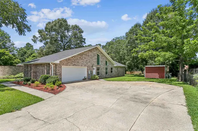 3049 Creekwood Dr property photo