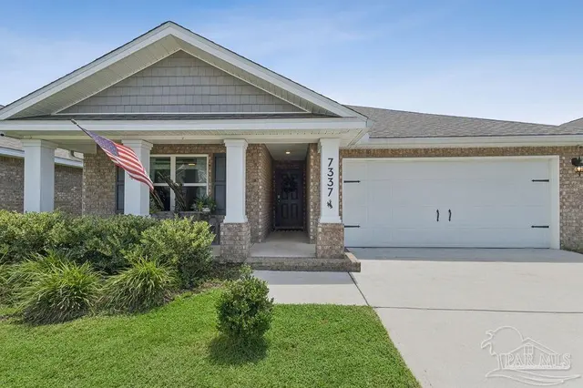 7337 Lakeside Oak Ct, Pensacola FL 32526 exterior