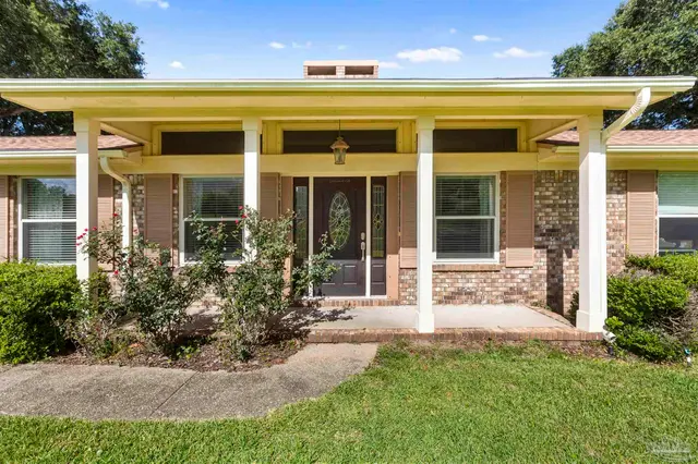 130 Ingalls Dr property photo
