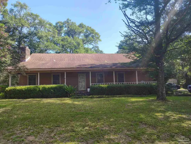 1906 Kathleen Ave, Cantonment FL 32533 exterior