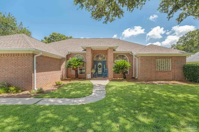 3232 Cobblestone Dr property photo