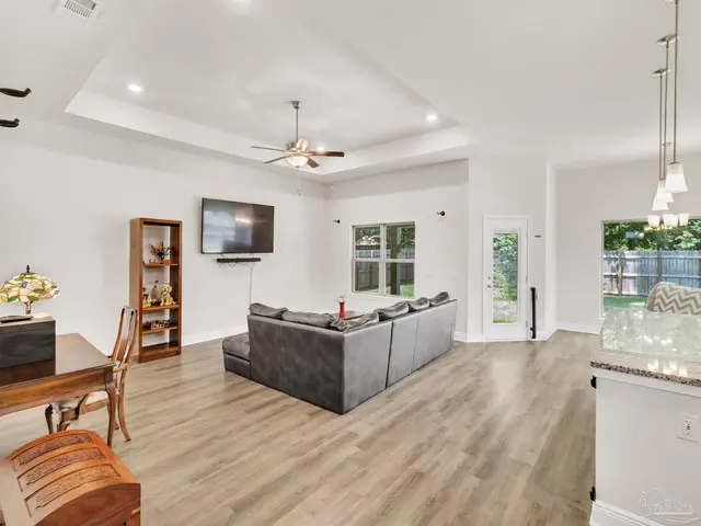 5682 Forest Hills Ln property photo