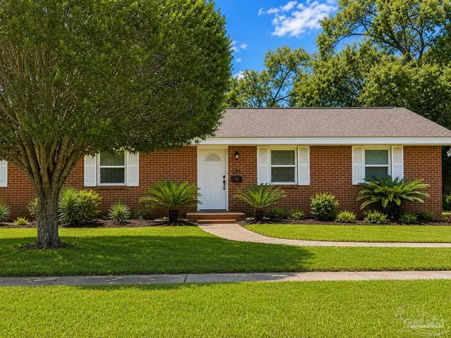 170 Overlook Dr, Pensacola FL 32503 exterior