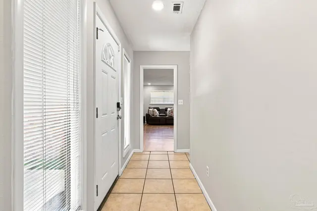 6230 Starhill Dr property photo