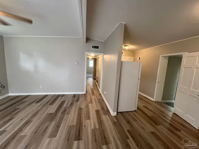 219 Ruby Ave property photo