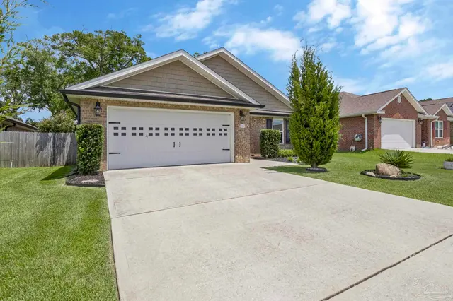 7494 Oak Lake Blvd property photo