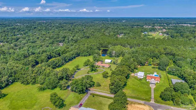 7621 Chellie Rd property photo