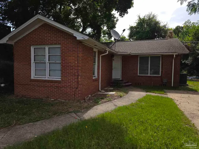 1116 N R St, Pensacola FL 32505 exterior