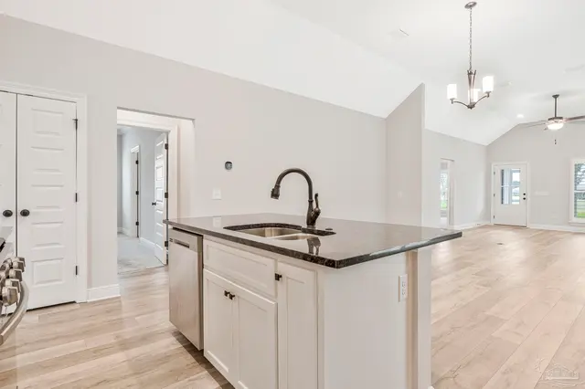 8977 Eureka St property photo