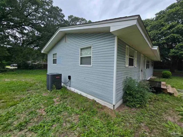 4045 Audubon Dr property photo