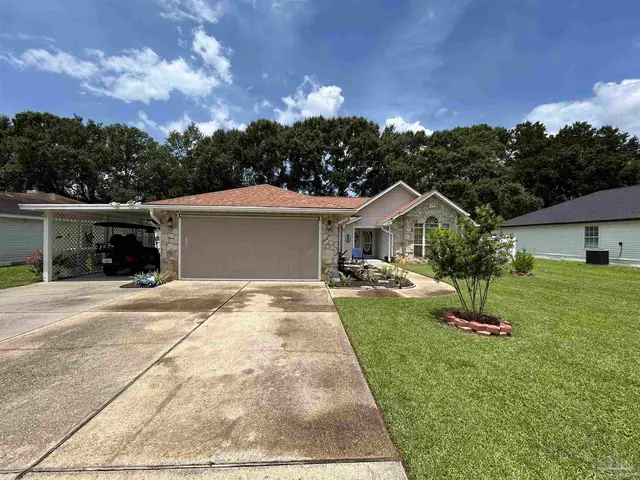 2371 La Lar Ln, Pensacola FL 32534 exterior