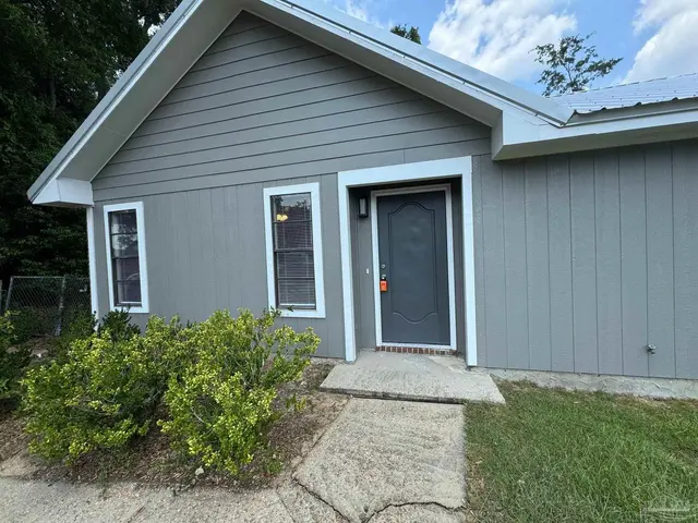 7823 Coronet Ln property photo