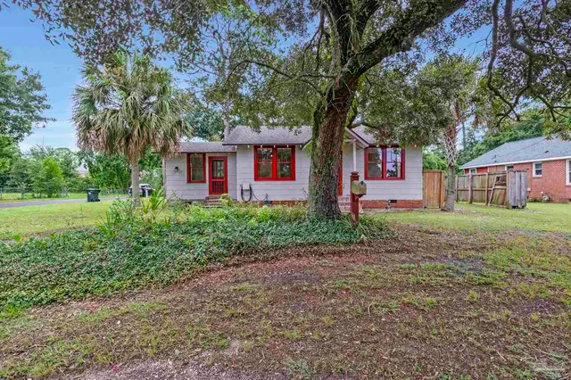300 2nd St property photo