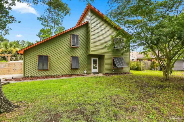 4180 Monteigne Dr, Pensacola FL 32504 exterior