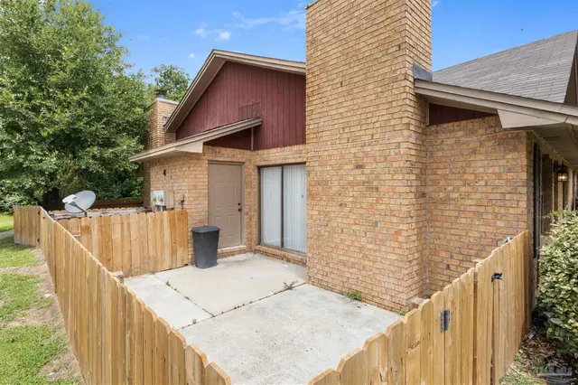 4426 Bellview Ave property photo