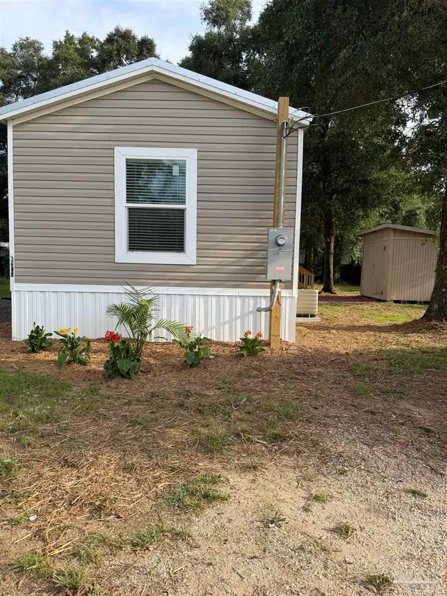6225 Goliath Rd property photo