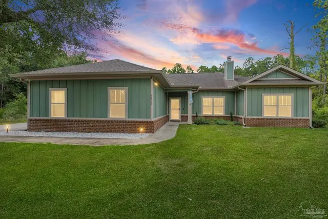 8493 Sevilla St, Navarre FL 32566 exterior